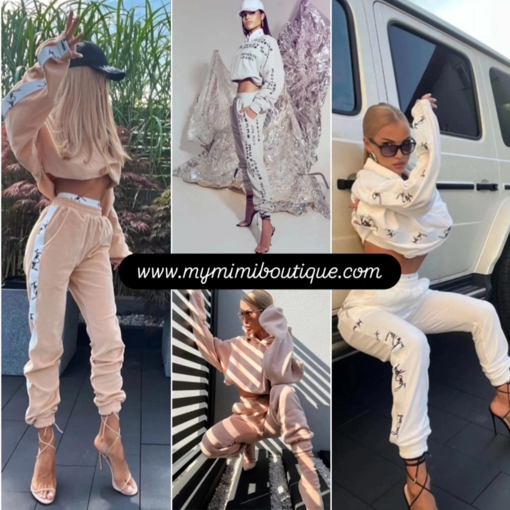 Joanna Muzyk Polish Fashion Designer  Ecrue Velvet Tracksuit  Small